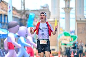 BIB: 5004
                            <button type="button" onclick="openModal(24882755)" class="btn btn-primary btn-sm float-right btn-popup" data-toggle="modal" data-target=".modal-high-quality">
                        <i class="fas fa-shopping-cart"></i> Add to Cart
                    </button>
                                            <button type="button" onclick="isThisMe(24882755, true)" class="btn btn-success btn-sm float-right btn-popup btn-isme hidden" data-toggle="tooltip" data-placement="bottom" title="นี่คือรูปของคุณใช่ไหม คลิกที่นี่เพื่อเอาเข้าอัลบั้ม">
                        <i class="fas fa-plus"></i> Add to album
                    </button>
                    <button type="button" onclick="isThisMe(24882755, false)" class="btn btn-warning btn-sm float-right btn-popup btn-isnotme hidden">
                        <i class="fas fa-ban"></i> Remove from album
                    </button>